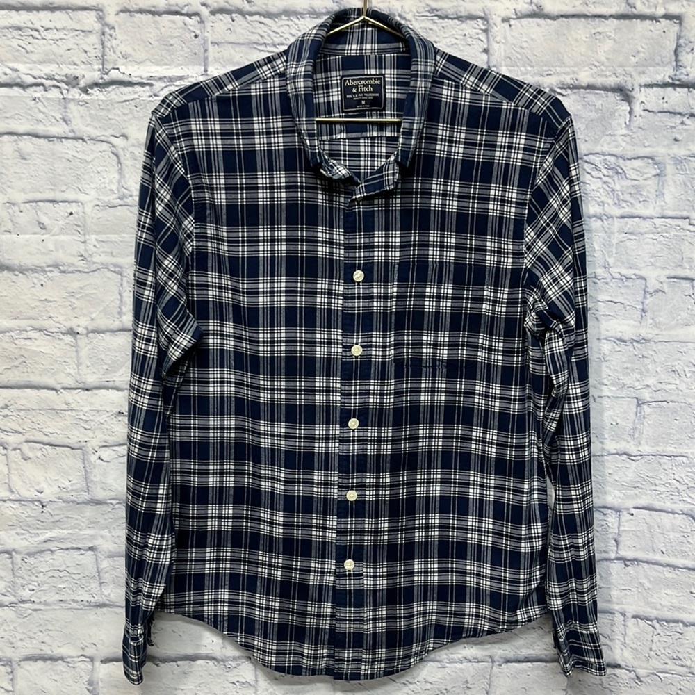 Abercrombie & Fitch Plaid Button-Up